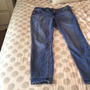 Old navy rockstar supper skinny jeans